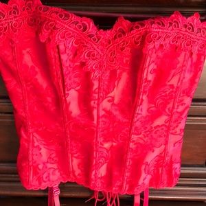 Frederick’s of Hollywood Corset size 32